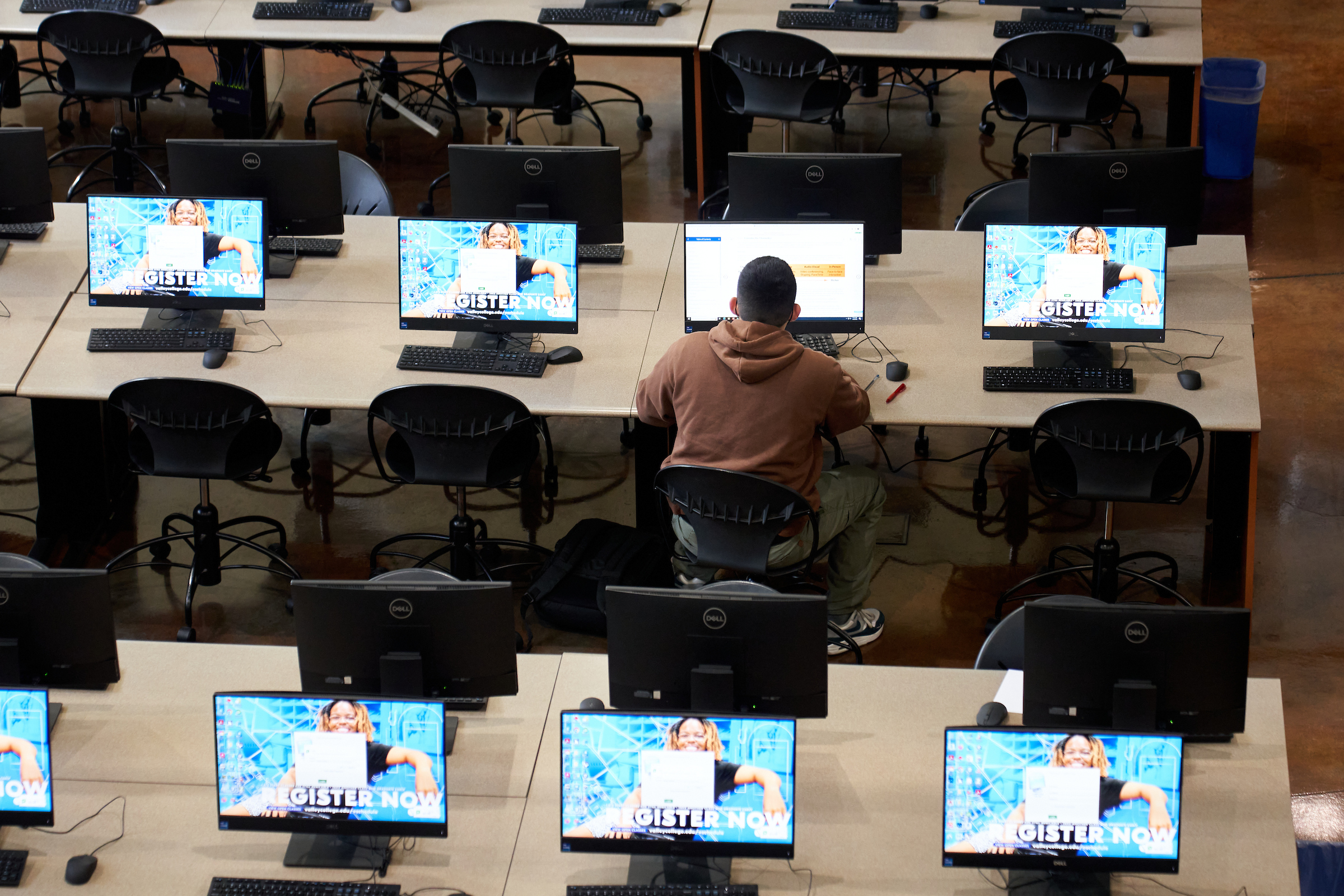 Big tech is offering AI tools to California students. Will it save jobs?