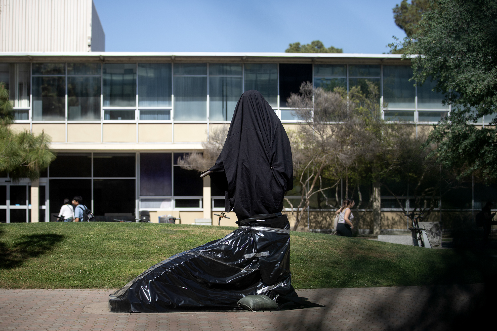 California is renaming César Chávez's holiday. Now, cities are slowly erasing his name from streets - CalMatters