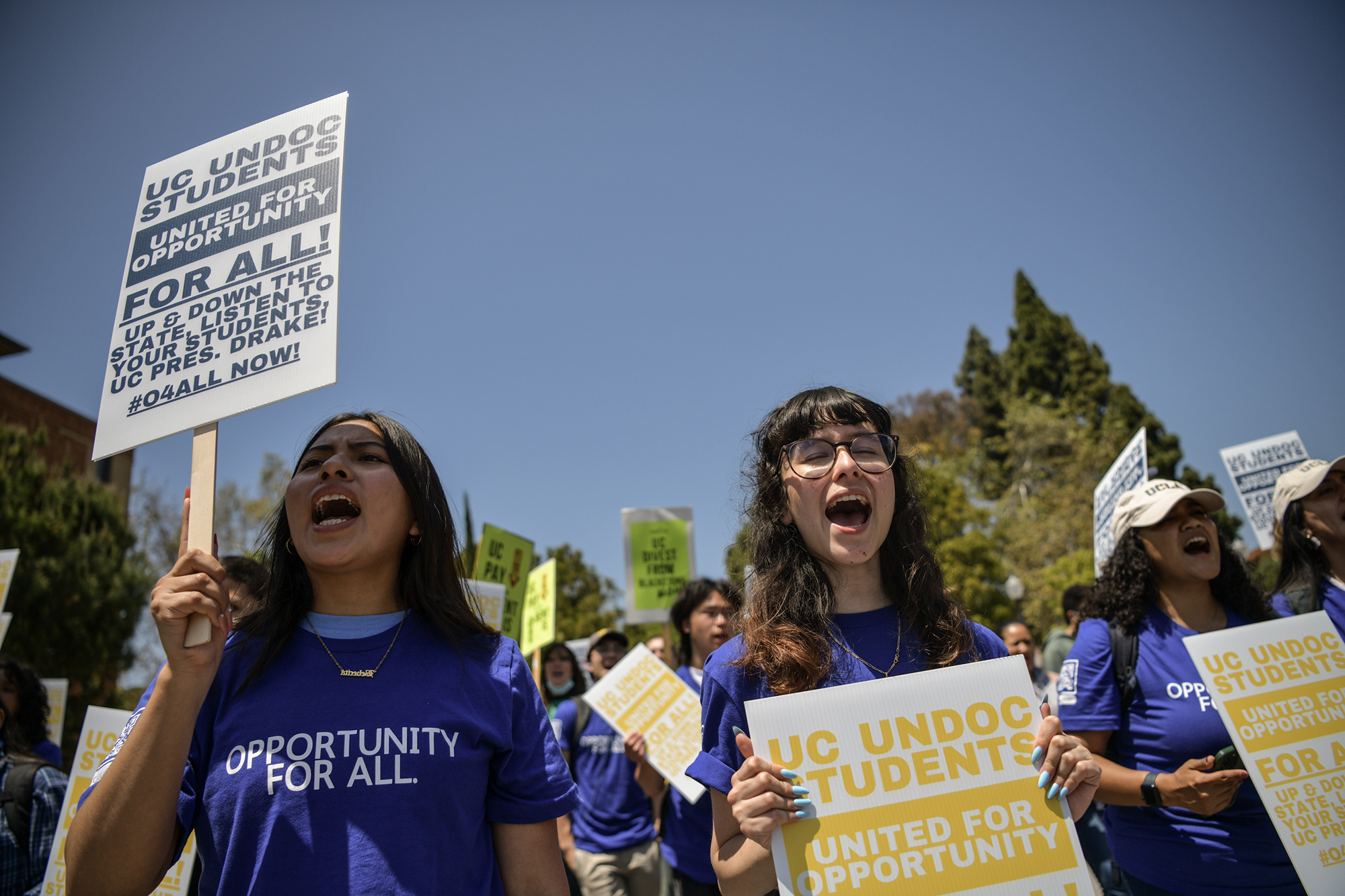 Will Newsom let immigrant college students without legal status work at their campuses?